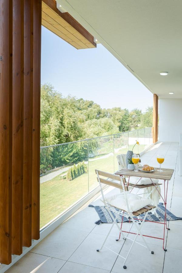 Il Lago - Turquoise - Cozy Luxurious Smart Home By The Lake Voluntari Екстер'єр фото